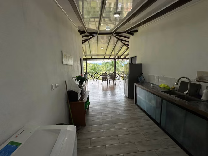 Venta Casa y cabinas en Esparza con piscina - Imagen 18
