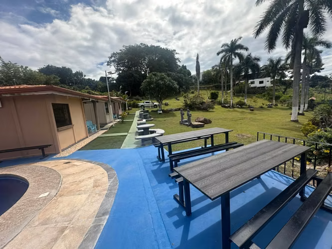 Venta Casa y cabinas en Esparza con piscina - Imagen 2