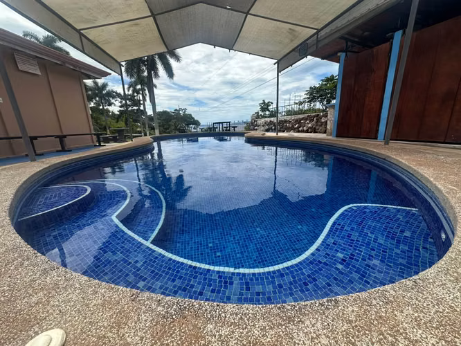 Venta Casa y cabinas en Esparza con piscina - Imagen 7