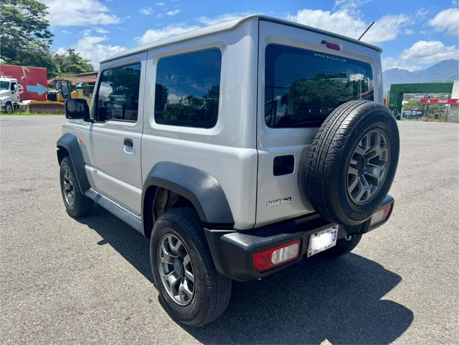 Suzuki Jimny GL A/T 2022 - Imagen 3
