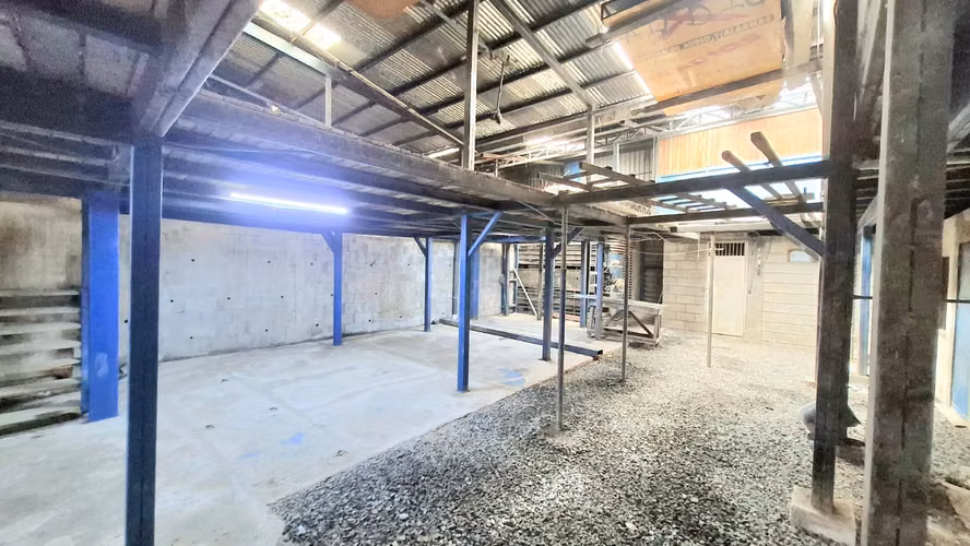 Alquiler  de Bodega en San Pedro  18303