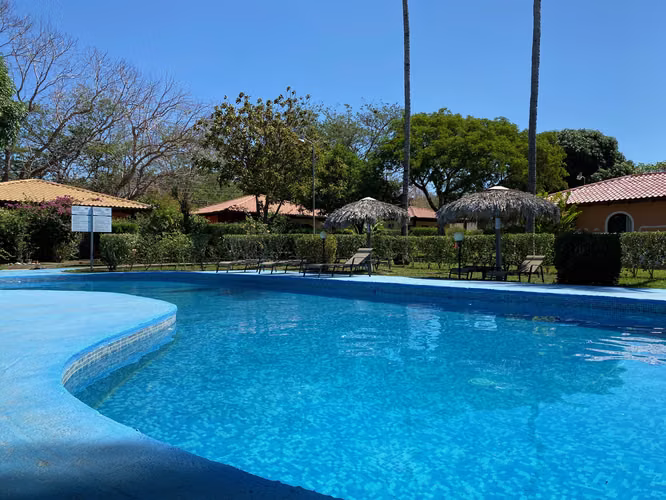 VILLA IBISCO EN ALQUILER PLAYA POTRERO - Imagen 3