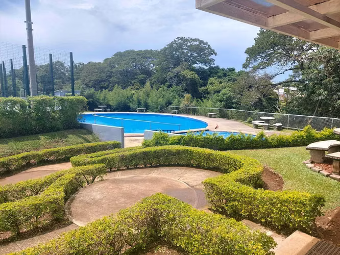 Casa en Venta, una planta en Condominio Málaga San Antonio del Tejar, Alajuela