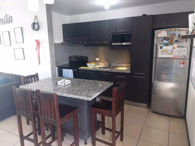 Casa en Venta, una planta en Condominio Málaga San Antonio del Tejar, Alajuela