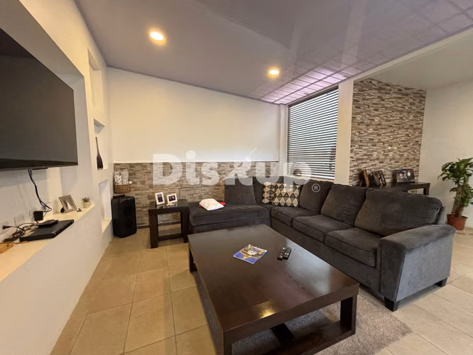 Venta de casa de 3 hab. en condominio. San Rafael, Montes de Oca