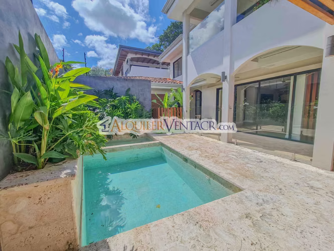 LUJOSA CASA DE 406 M2 CON PISCINA PROPIA EN JABONCILLOS ESCAZU - Imagen 2