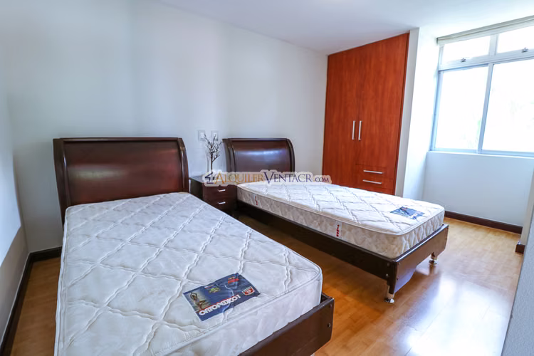 APARTAMENTO DE 3 HABIT. EN GUACHIPELIN ESCAZU