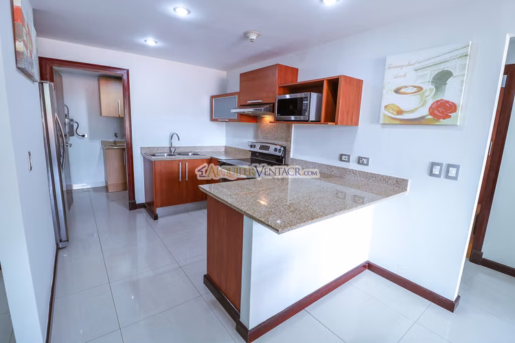 APARTAMENTO DE 3 HABIT. EN GUACHIPELIN ESCAZU