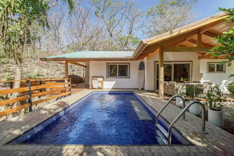 Casa con Piscina Privada en Nosara a Solo 5 Minutos de Playa Pelada - Imagen 1