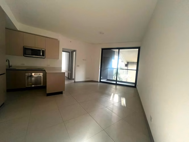 Se alquila apartamento con linea blanca en Nucleo Sabana