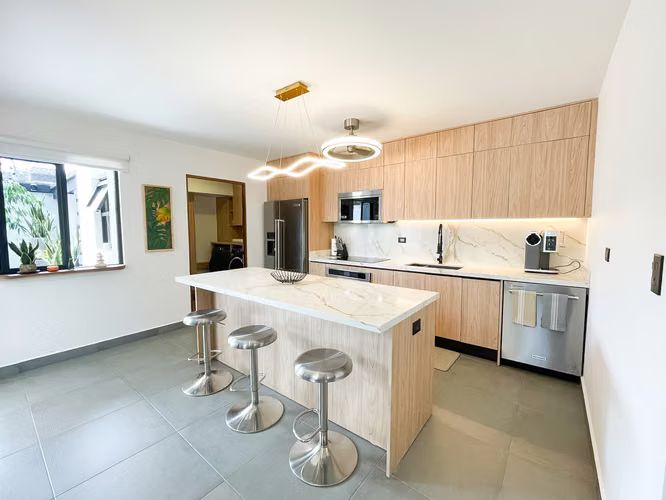 Venta de casa en condominio en Santa Ana Centro