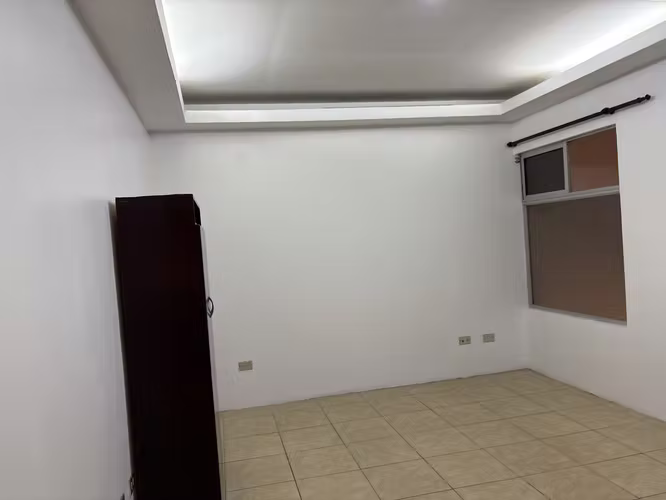 AMPLIO APARTAMENTO EN CARIARI BELEN