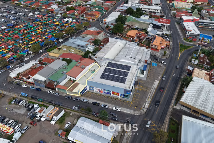 Propiedad en Venta con Local Comercial en Zapote, Cód. AJ062 - Imagen 2