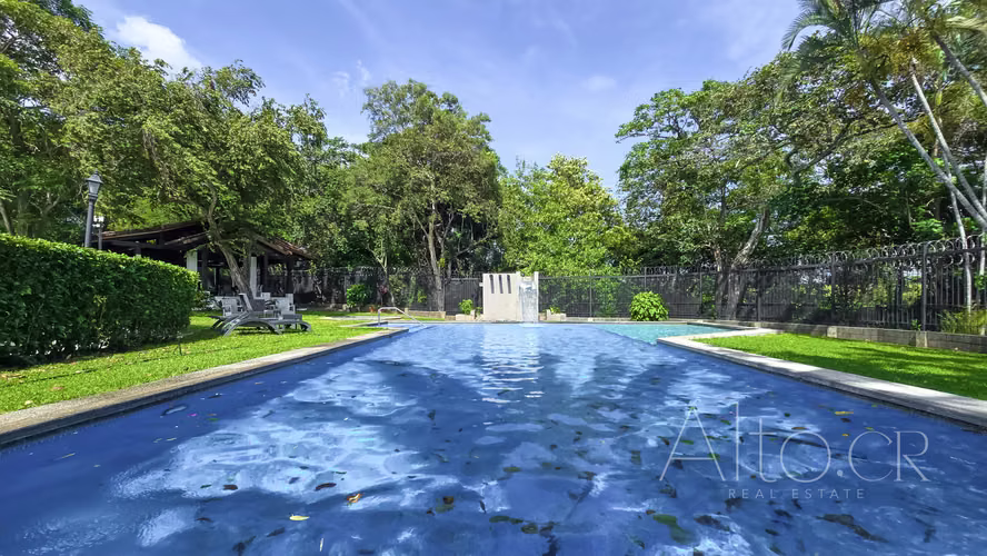 CASA PRECIOSA DE UN SOLO NIVEL  EN PIEDADES  CON  CUARTO DE SERVICIO  |  750m² - Imagen 14