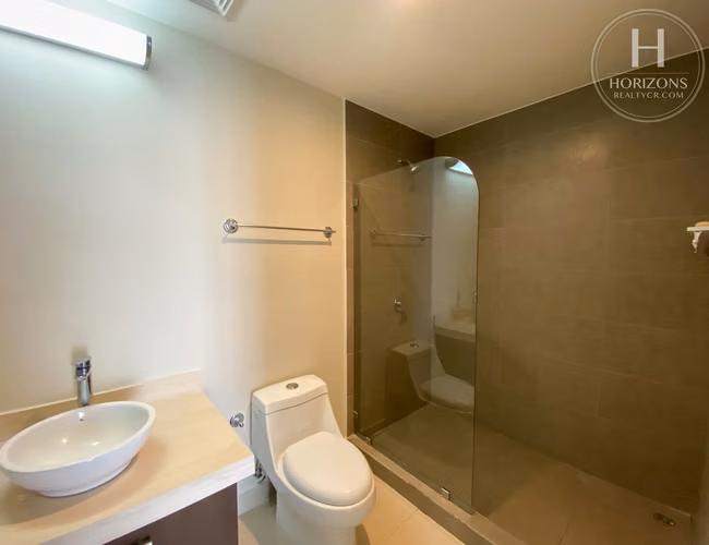 Moderno apartamento en San Pedro Montes de Oca 2 Habitaciones NJA907-A - Imagen 6