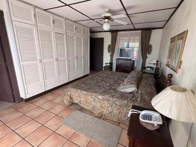 Casa totalmente amueblada en alquiler – Naranjo Centro | Excelente ubicación - Imagen 19