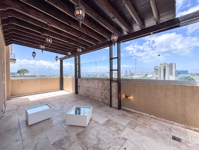 La Sabana, San José | Penthouse en Alquiler