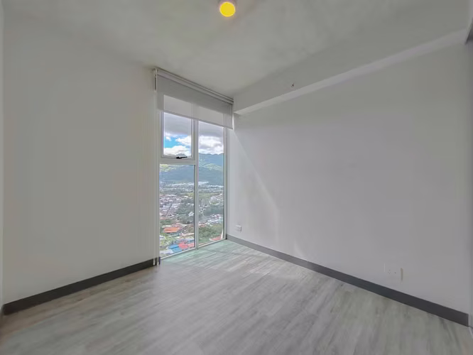 Hermoso Apartamento en Alquiler en Mata Redonda Sabana - Vista a las montañas - Imagen 11