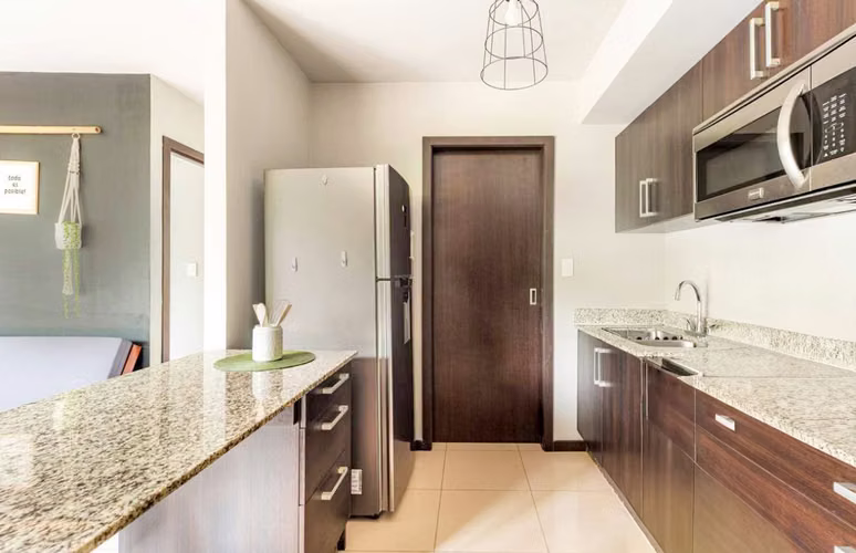 Espectacular Apartamento En Alquiler | Santa Ana - Imagen 4