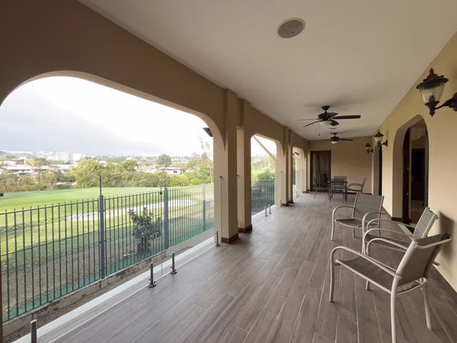 Hermoso Apartamento de Lujo Amueblado en Cariari Heredia cerca del Aeropuerto Juan Santamaría - Imagen 3