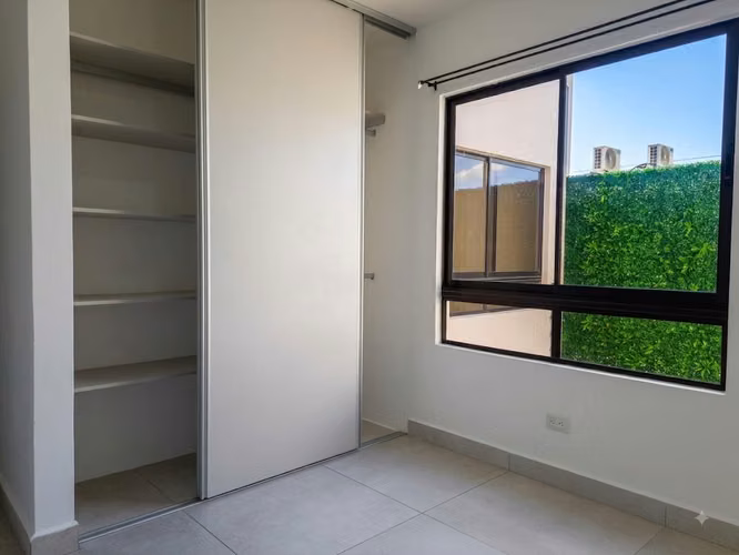 Apto 2da Planta en Condominio Francisco, La Aurora - ¡Pet Friendly! - Imagen 10