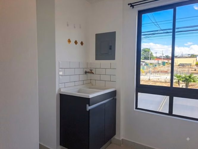 Apto 2da Planta en Condominio Francisco, La Aurora - ¡Pet Friendly! - Imagen 6
