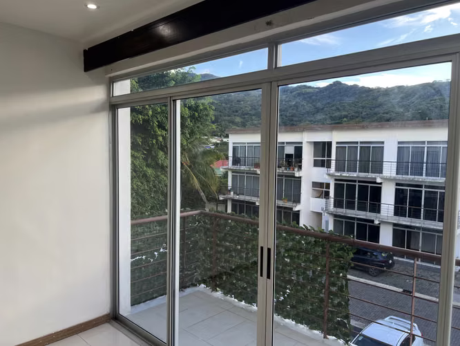 ALQUILER DE APARTAMENTO 3er Piso PIEDADES DE SANTA ANA - Imagen 8