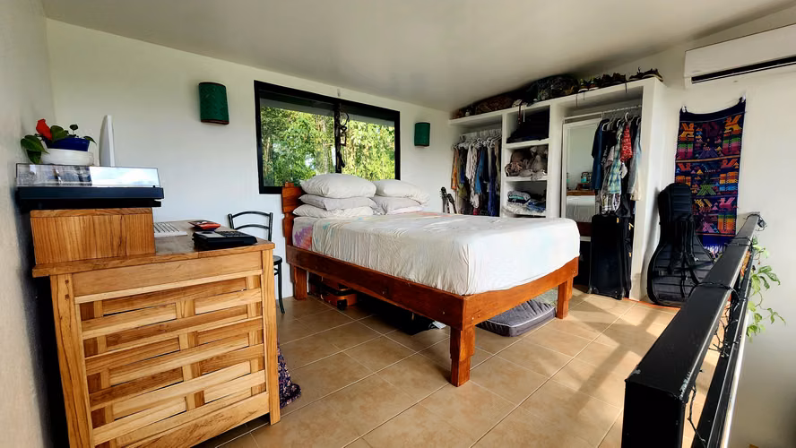 SE VENDE PROPIEDAD CON CASA DE UNA HABITACION - PLAYA NEGRA - CAHUITA - LIMON - Imagen 12