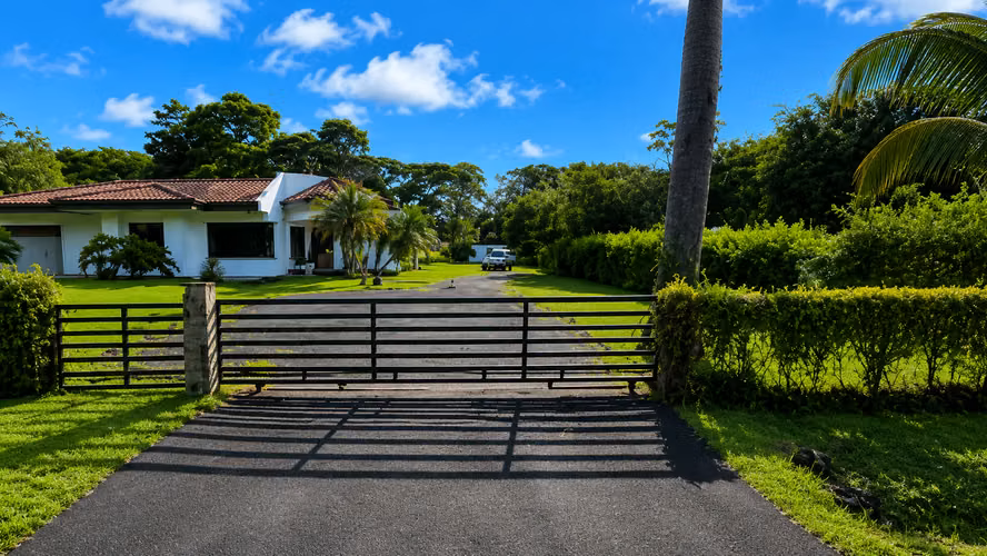 Venta / Imponente Propiedad, Guápiles, Pococí, Limón - Imagen 3