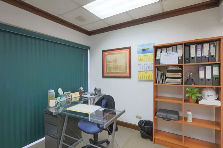 En Venta: Edificio de 12 Oficinas en Prime en Los Años Escazú - Imagen 10
