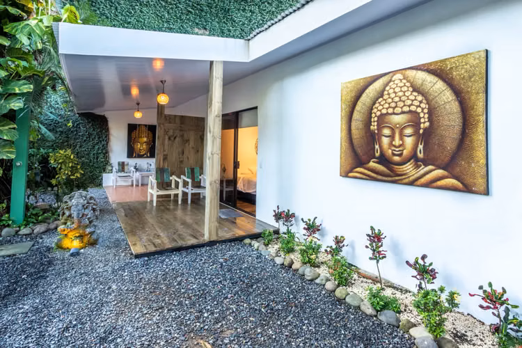 Budha House, Local Comercial en el Corazón de la Avenida Principal de Jacó - Imagen 2