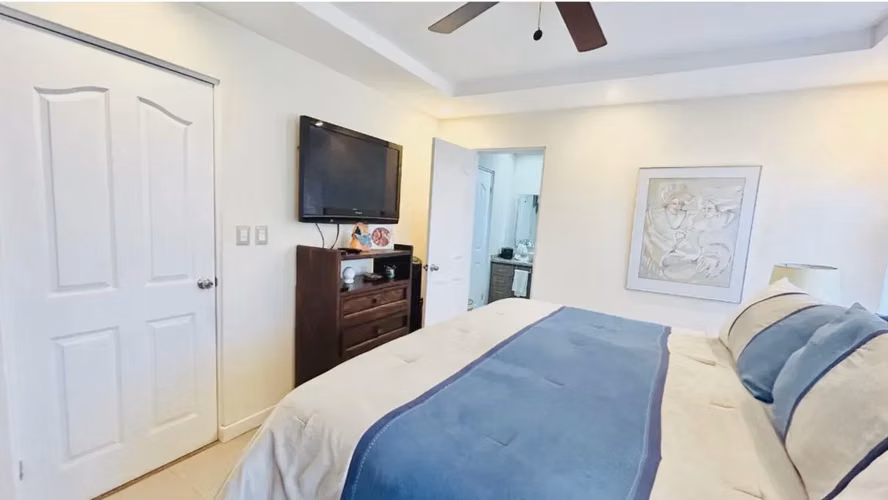 Hermosa Casa de un Nivel en Escazú - Imagen 9