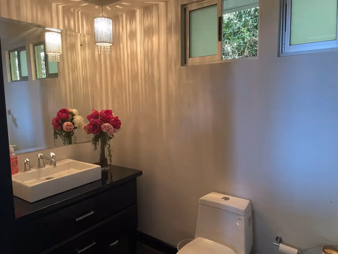 Venta / Propiedad de Lujo (Con Permiso de Uso Comercial), San Antonio, Escazú, San José