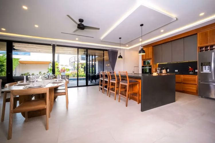 Lujosa Casa de 5 Dormitorios en Jacó, Costa Rica - Imagen 15