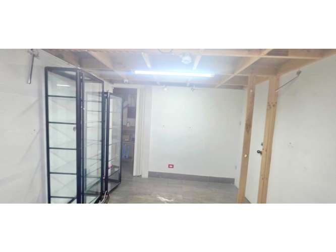 ALQUILER DE LOCAL COMERCIAL, CARTAGO, LA LIMA - Imagen 6