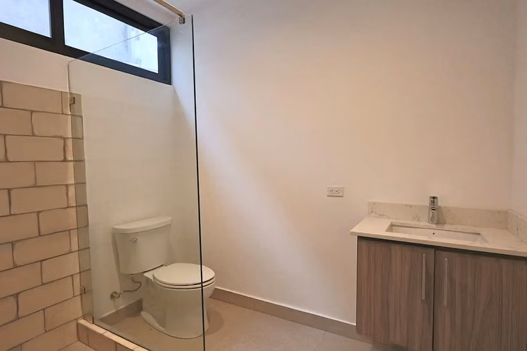 Se rentan departamentos nuevos de 1 y 2 recámaras en Escazú - Imagen 7