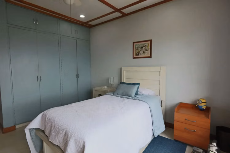 Alquiler versátil de 10 habitaciones para uso comercial/residencial en una ubicación privilegiada del área metropolitana de San José. - Imagen 14