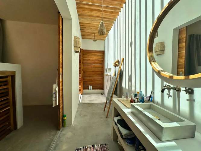 Villa de lujo con vista al mar y estudio de huéspedes estilo Bali en Santa Teresa, Costa Rica - $1.98 millones