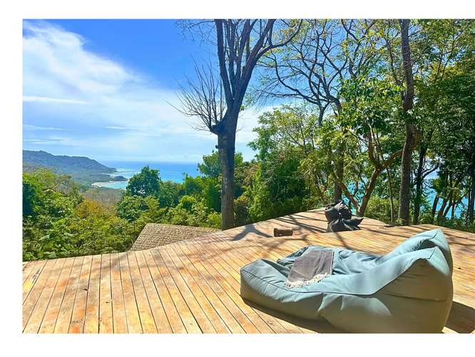 Villa de lujo con vista al mar y estudio de huéspedes estilo Bali en Santa Teresa, Costa Rica - $1.98 millones