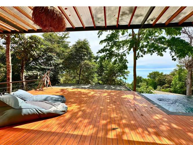 Villa de lujo con vista al mar y estudio de huéspedes estilo Bali en Santa Teresa, Costa Rica - $1.98 millones