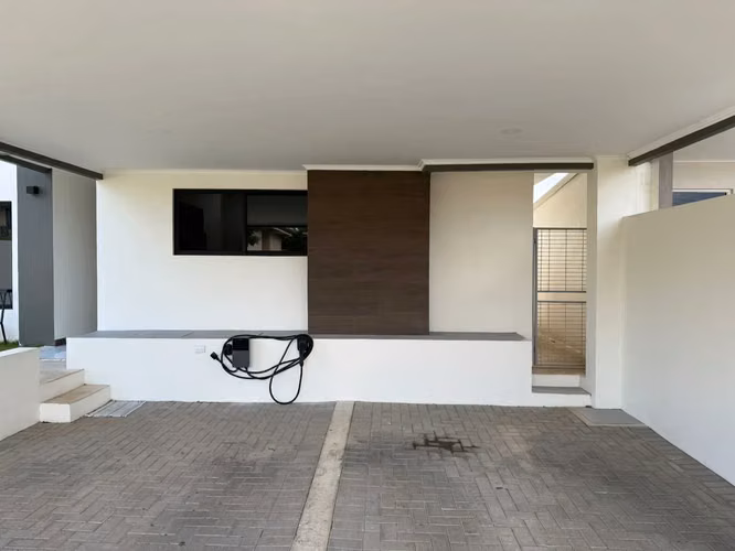 Hermosa casa a la venta, en Tacares de Grecia - Imagen 4