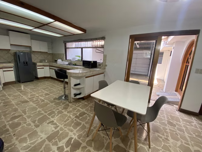 CASA EN GRANADILLA IDEAL OFICINAS