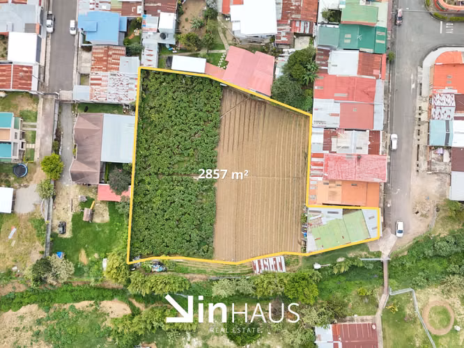 Venta de terreno  de 2857 m2 para desarrollo en San Isidro del Guarco -EU