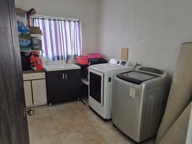 Se alquila casa en Condominio Lomas de Montes De Oca - Imagen 12