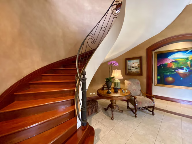 VENTA DE EXCLUSIVA RESIDENCIA EN TREJOS MONTEALEGRE - Imagen 17