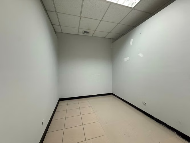 Oportunidad para su negocio en Sabana - Imagen 3