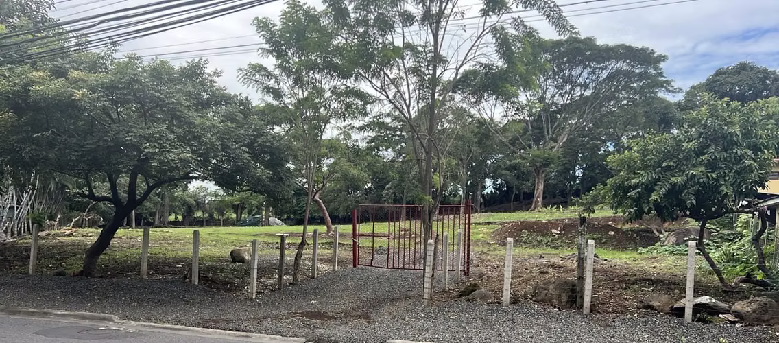 TERRENO EN ALAJUELA, LA GUACIMA 9982 m2
