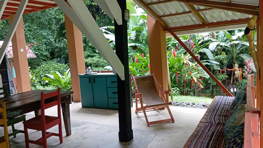 SE VENDE PROPIEDAD EN COCLES  - CALLE MARGARITA - CAHUITA - PUERTO VIEJO