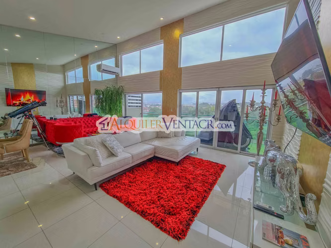 Lujoso Penthouse con vista y línea blanca en torre Paradisus Rohrmoser Pavas - Imagen 12