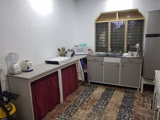 2000m2 con adorable Casa y Carro a solo 5 minutos de la Playa